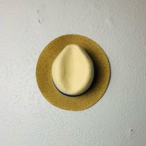 NWT Banana Republic sun hat